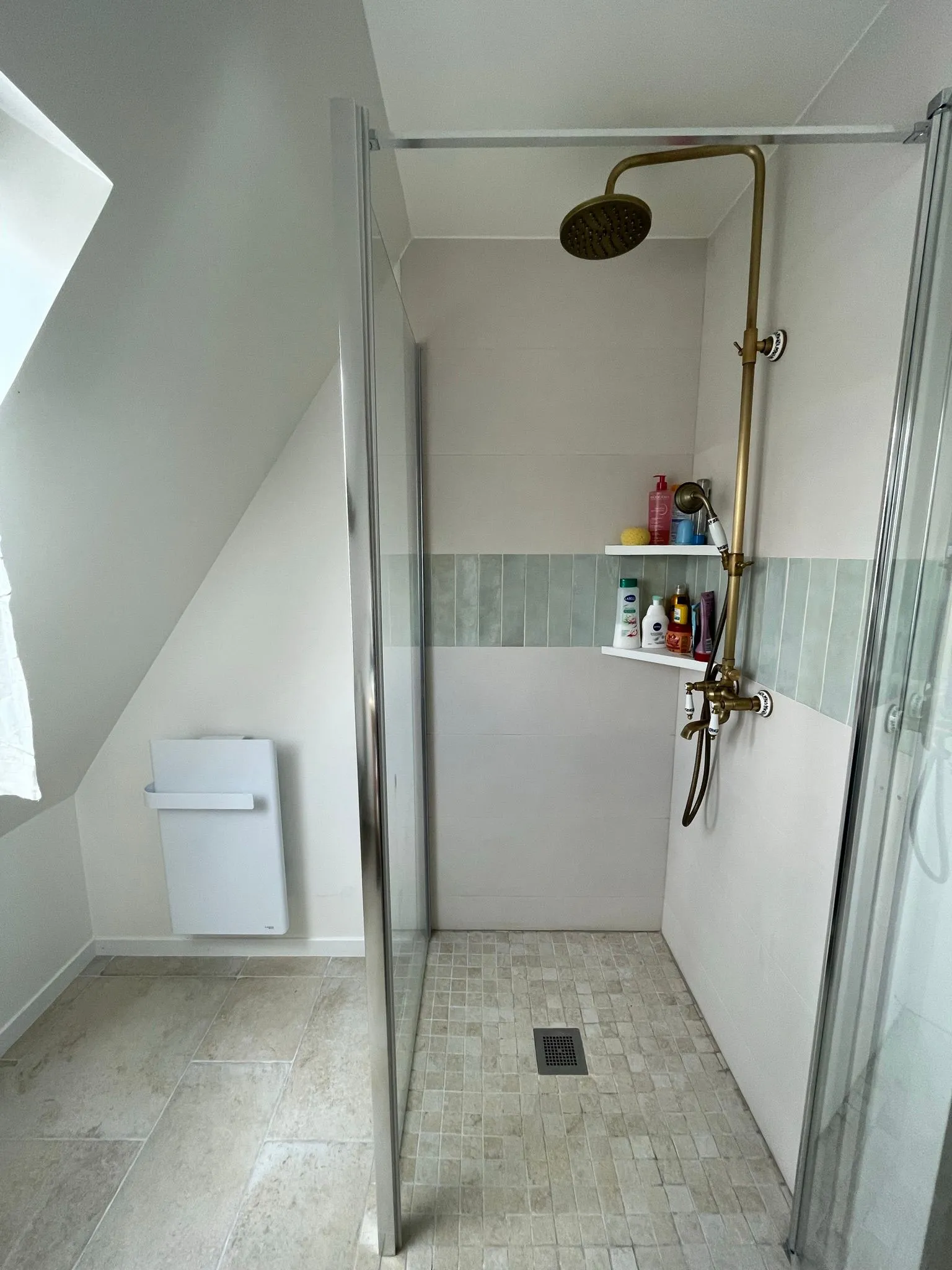 La chambre d'amis au parquet neuf